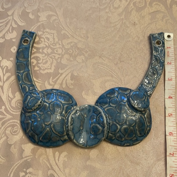 Bikini top wall ornament. - Picture 4 of 7